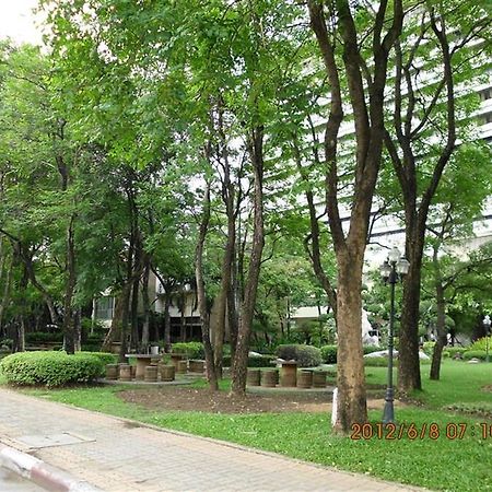 Phranakhon Grand View Hotel Bangkok Exterior photo